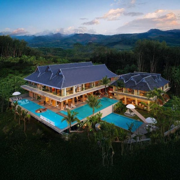 Three-Colored Cloud River．Rainforest Mist Hidden Resort VILLA (Xishuangbanna Jinghong Mengle Great Buddha Temple Branch)