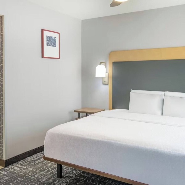 Three Spacious and Stylish 1BR King Suites Perfect for Groups Near Parks & Shops