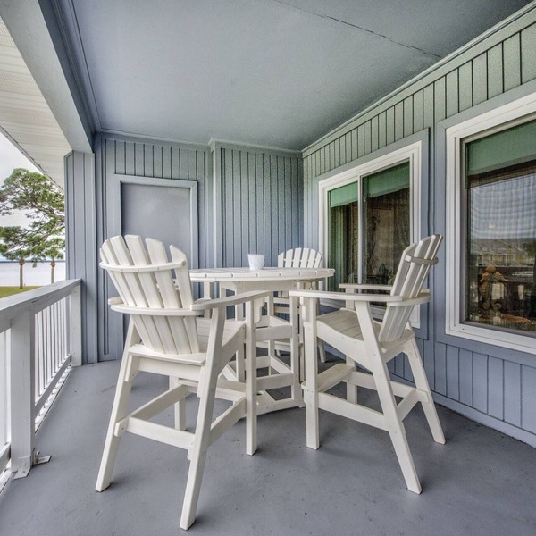 Tide Creek Bungalow, Panacea.Marina/Bay Views, 2 Balconies, Pool, No Boats