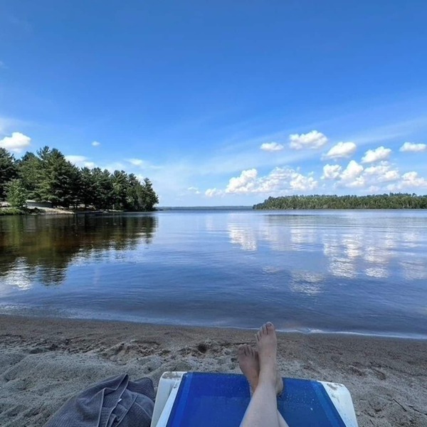 Timber Haven on the water's edge with your own private, sandy beach