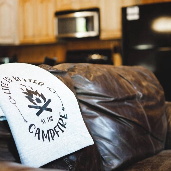 Timber Lodge Ranch - Bear Claw Cabin