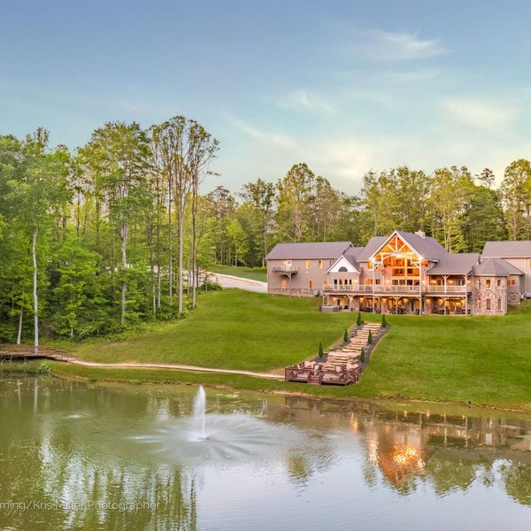 Timberframe Lodge| Hocking Hills, Luxury, Pond