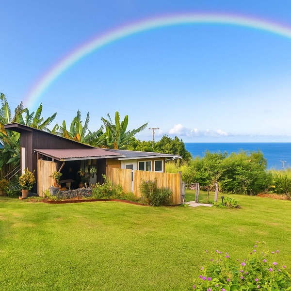 Tiny Cottage 1 Bed Ensuite Bath Sunrise Ocean View, Farm Cottage W/Sunrise & Ocean Views