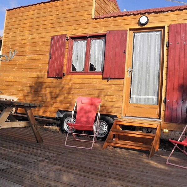 Tiny-House for rent in Provence, your unusual holidays .