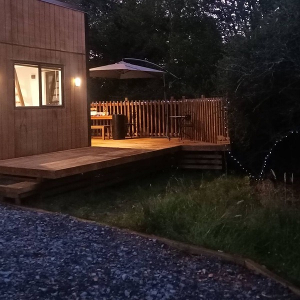 Tiny house wifi bbq deck