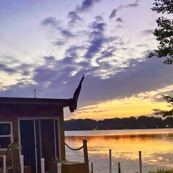 Tiny Houseboat