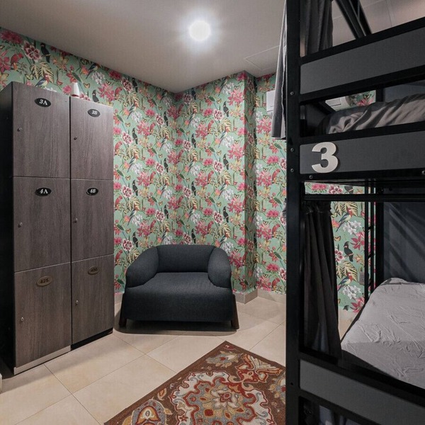 Top Bed | Shared Room Women