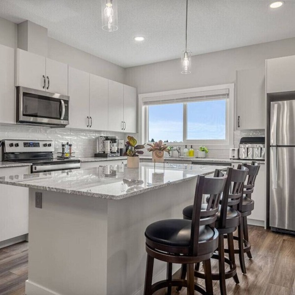 Top Rated Home (3%) » Large 4BR House » BBQ Grill