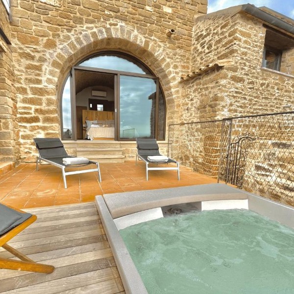 Torre Medieval de Queralt & Spa
