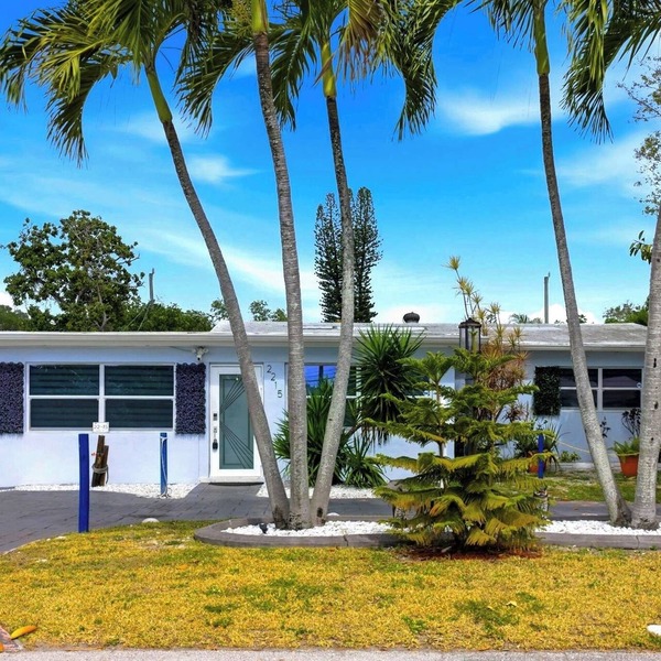 Total Oasis @ Private Villa in Hollywood FL for a large groups 3 Miles to beach
