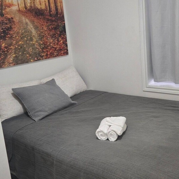 Totally Private 1-bedroom Apt Downtown Ottawa 284D