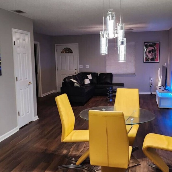 Totally Rad Pad at Mid Way Retro Retreat