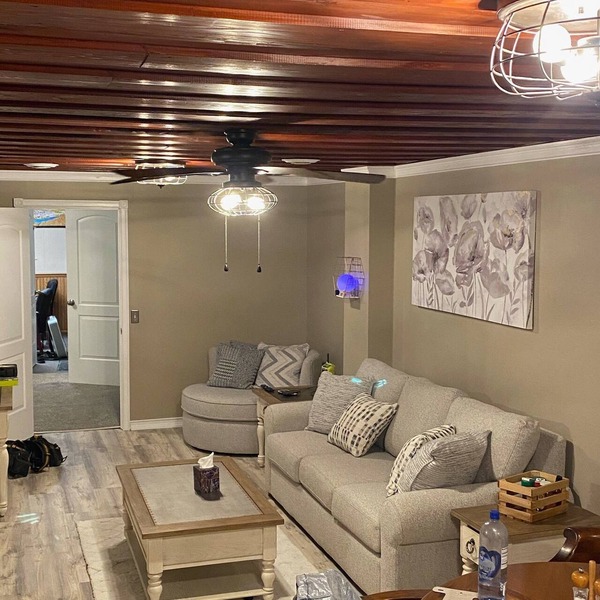 Trail-Side Suite