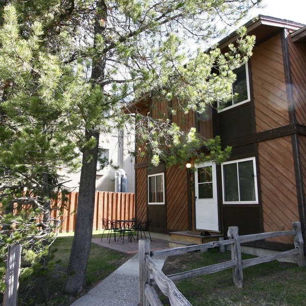 Trails Edge Retreat - West Yellowstone Townhome