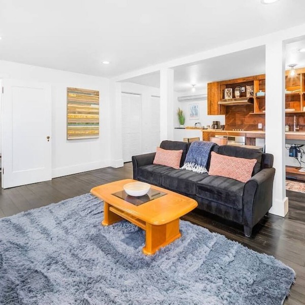 Tranquil 1BR Haven Dwelling in Beacon Hill
