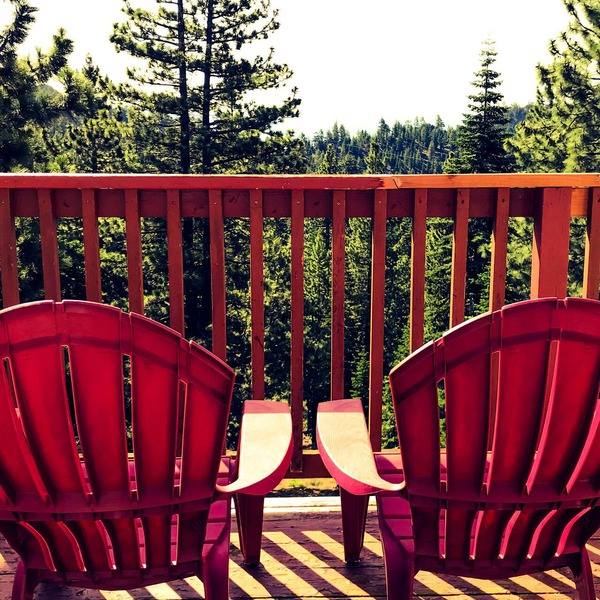 Tranquil mountain Retreat near ski-resort, casinos, and Zephyr Cove