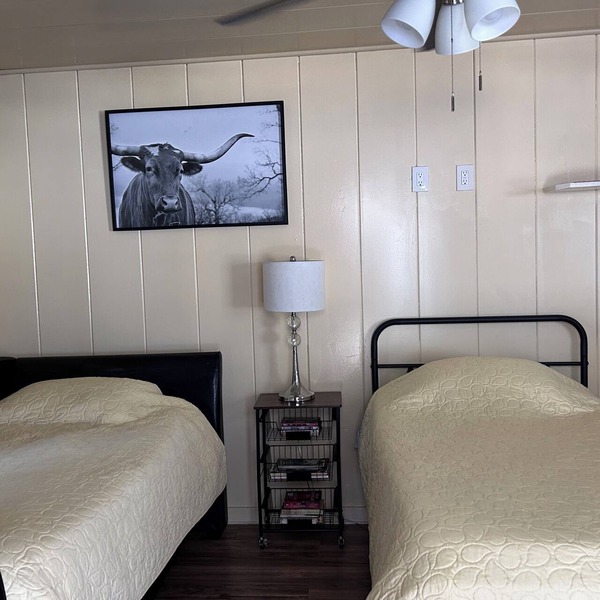 Tranquil studio with WiFi in sunny outskirts Salinas