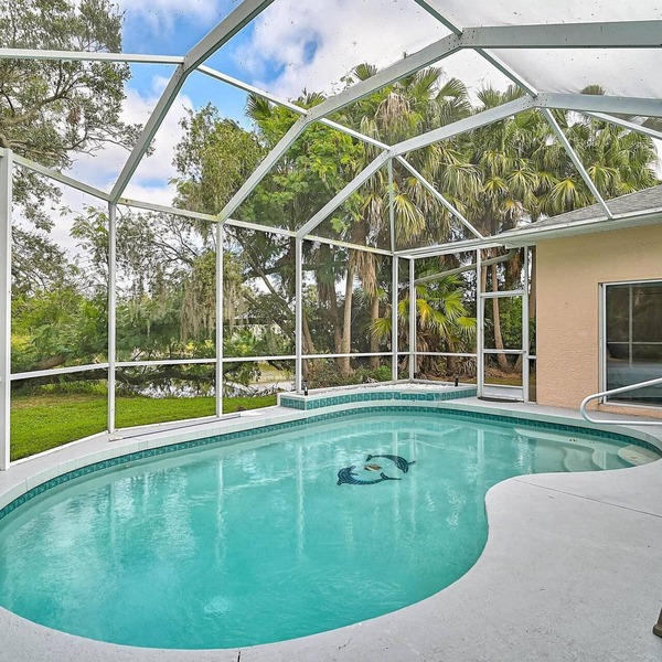 Tranquil Sugar Ridge Home - Spacious Living, Propane Grill, Close to Anna Maria Beaches and Downtown