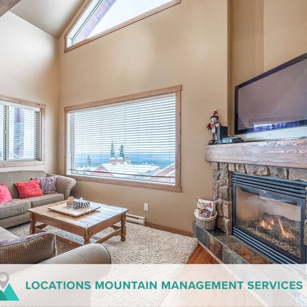 Trapper`s Lodge–4 Bd w/Great View, Private Hot Tub