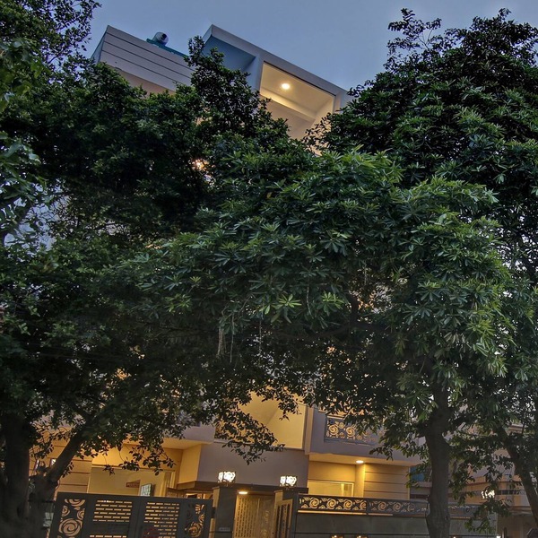 Treebo Aviraj Inn