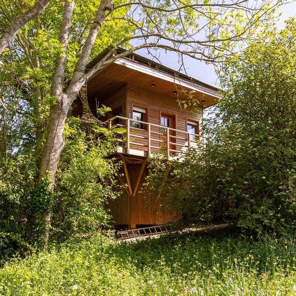 Treehouse “La Cabane Perchée”