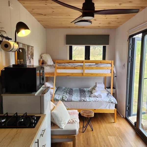 Tribunk + 1Bath Tiny Home in Mountains "Bluebird"