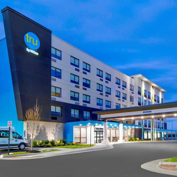 Tru By Hilton Ashburn One Loudoun, Va