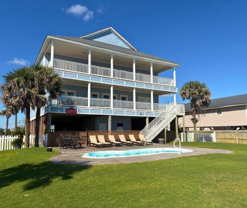 True Oceanfront 7 Suites Private Pool Sleeps 24 Anderson Cottage