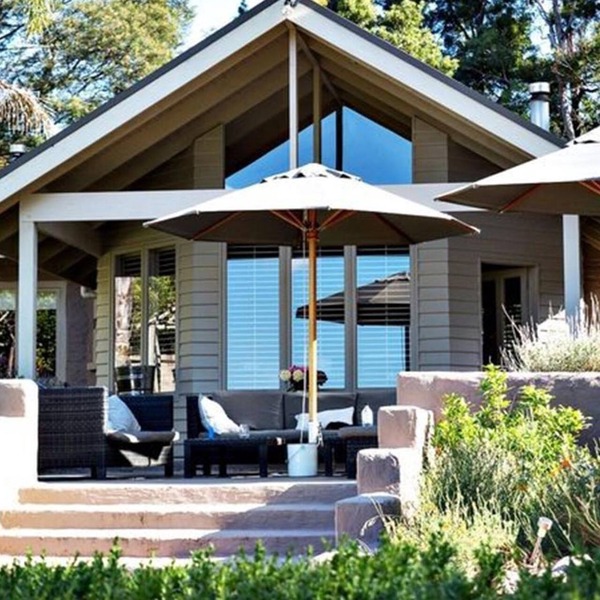 Tussie Mussie Vineyard Retreat Lodge