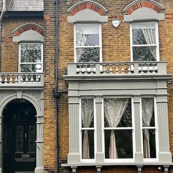 Two bedroom (3 bed) with beautiful private garden