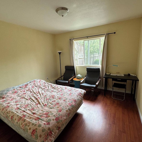 Two bedrooms with private bathrooms by Golden Gate Park & Ocean Beach