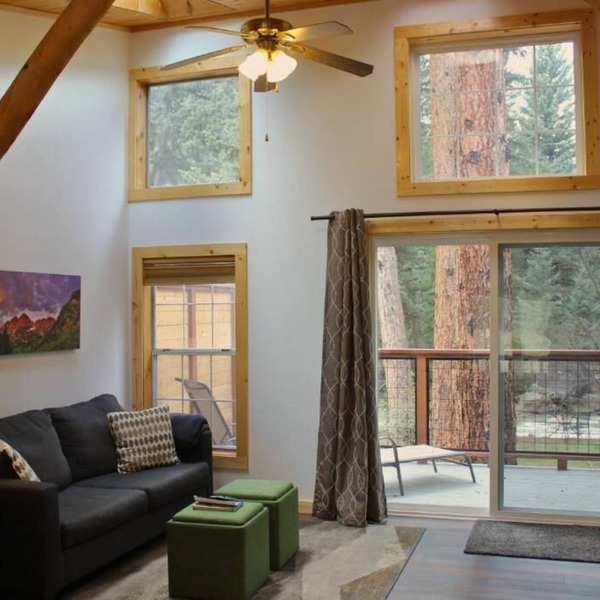 Two Bridges Lodge
