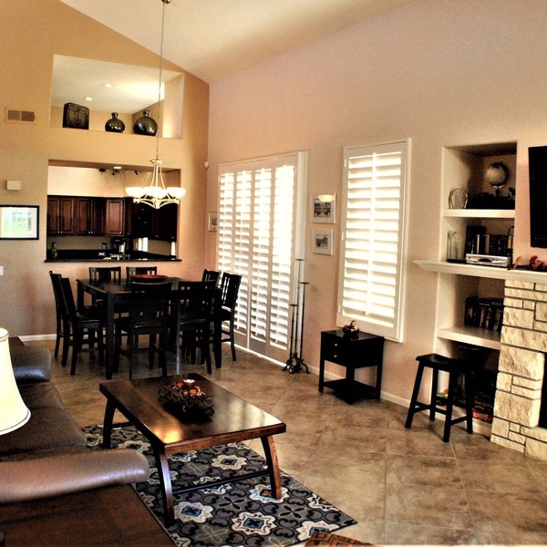Two Master Suite Villa/House with Outdoor Granite Bar Kitchen - Fire Pit & Table