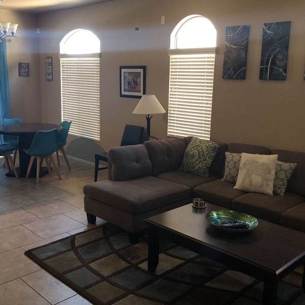 Two Master Suites! Cozy Vacation Getaway or Corporate Travel