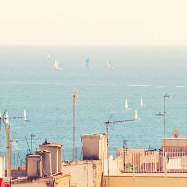 Two steps from the beach and close to Barcelona!