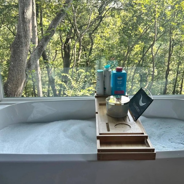 Two Tree Retreet Treehouse With Hot Tub Secluded Stay