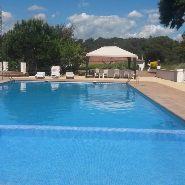 Typical Catalan farmhouse. COSTA BRAVA entrance with private pool, garden and barbecue