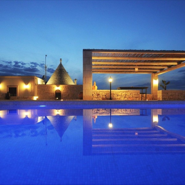 Typical rural Trullo with exclusive private pool, ideal for couples and families