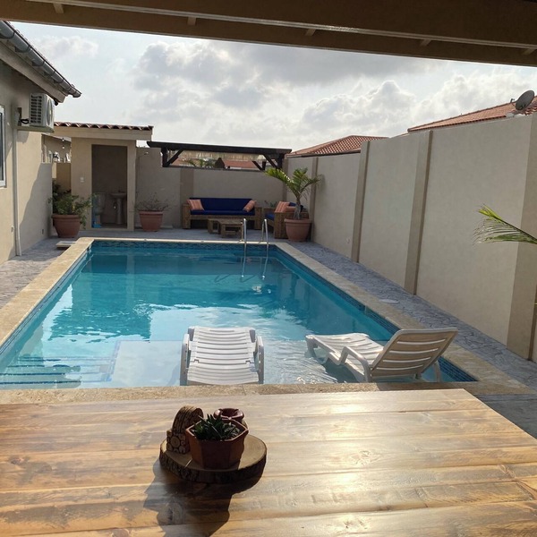 Unique Aruban style house incl. swimming pool, outdoor kitchen, toilet & shower!