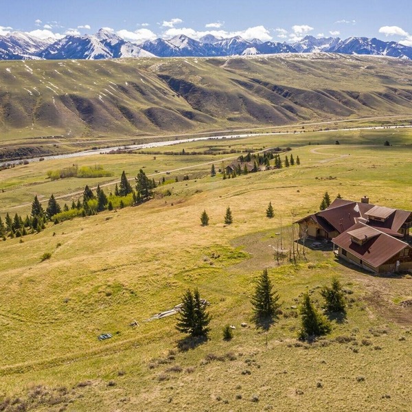 Unique Madison River Montana Fly Fishing Rental Home, Private Sun West Ranch
