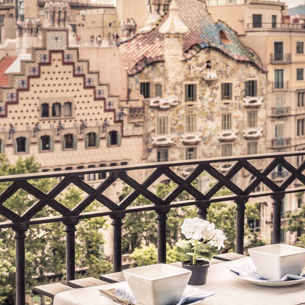 UNIQUE Paseo de Gracia CASA BATLLÓ Barcelona Center