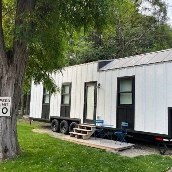 Unique tiny home experience in a one of a kind tiny home community!