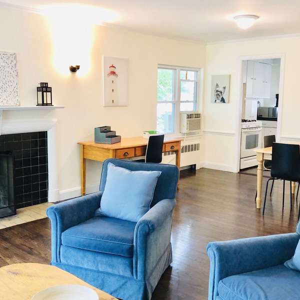 Unit2 GR8 LOCATION mins to Longwood Medical Area, BC, BU, HarvMedSchool SPACIOUS