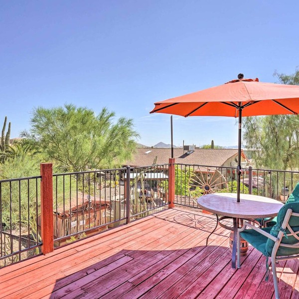 Unwind Poolside! Dreamy Desert Oasis in Phoenix