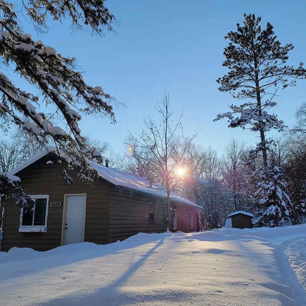 up north cabin with fire place
