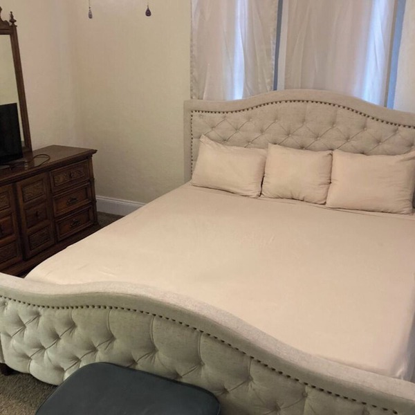 Updated ComfyBungalow centrally located