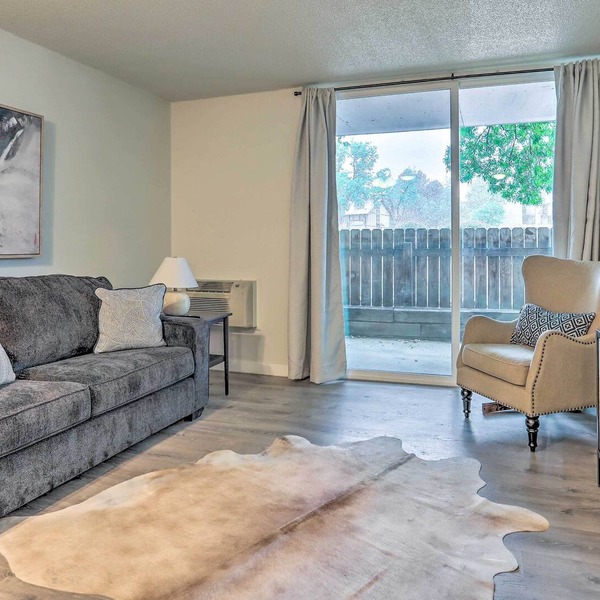 Updated Condo 3 Mi to Cherry Creek State Park