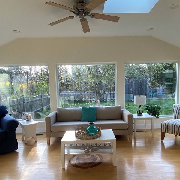 UPDATED & IMMACULATE HOME! Walk to beach, a/c, WiFi, fire pit!