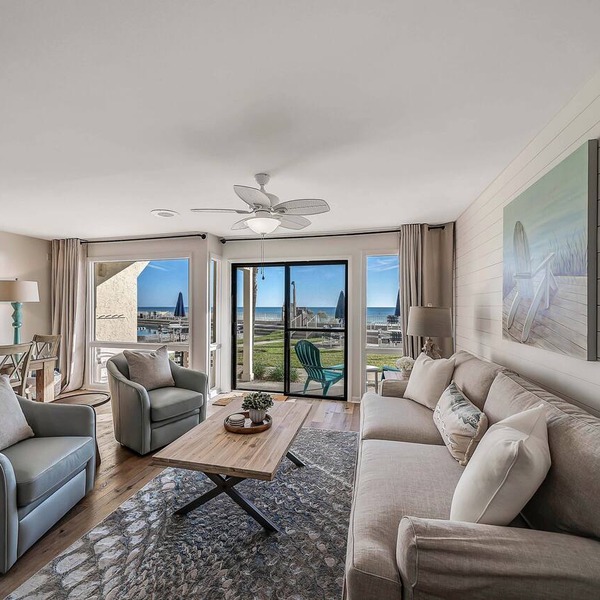 Updated Latitude 29 #26 Beachfront w/Heated Pool, Hot Tub, Grills & Free Golf