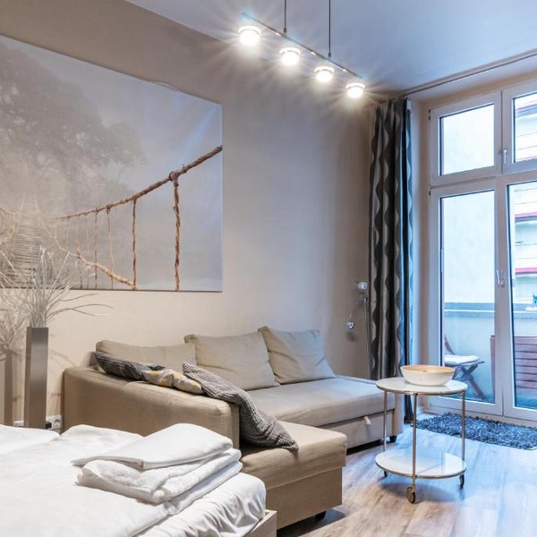 Upmarket Studio with Balcony in Friedrichshain